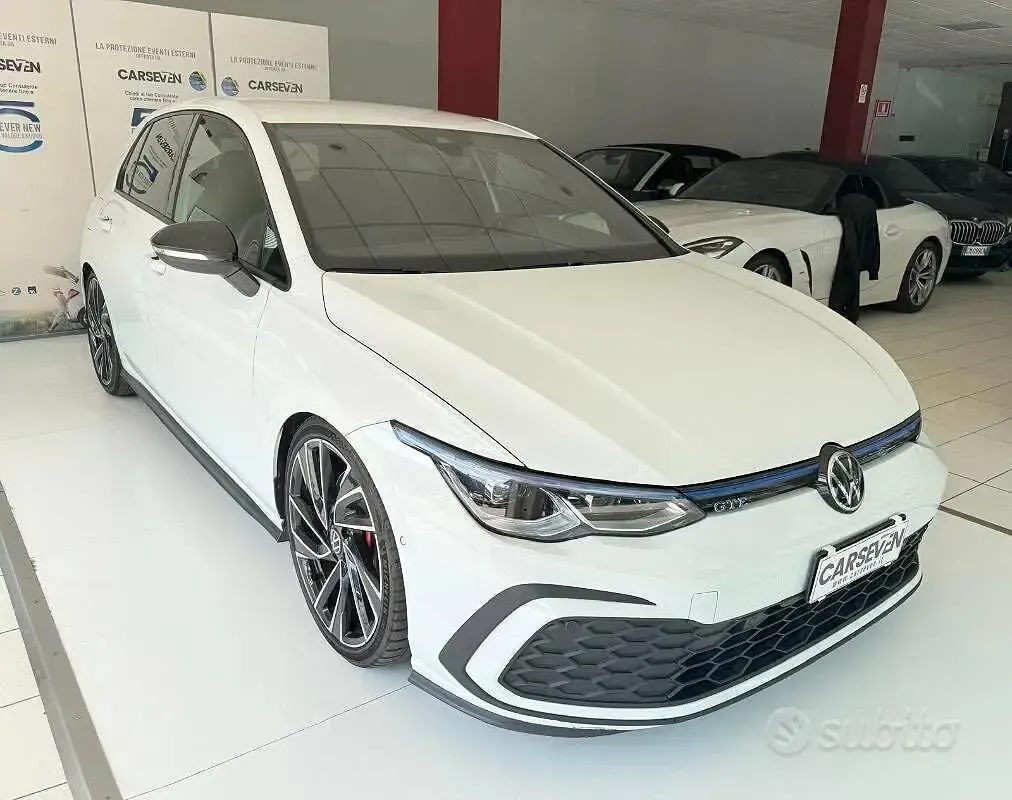 Usata VW Golf VIII GTE 150 CV (110 kW) 2021 Bianco Berlina