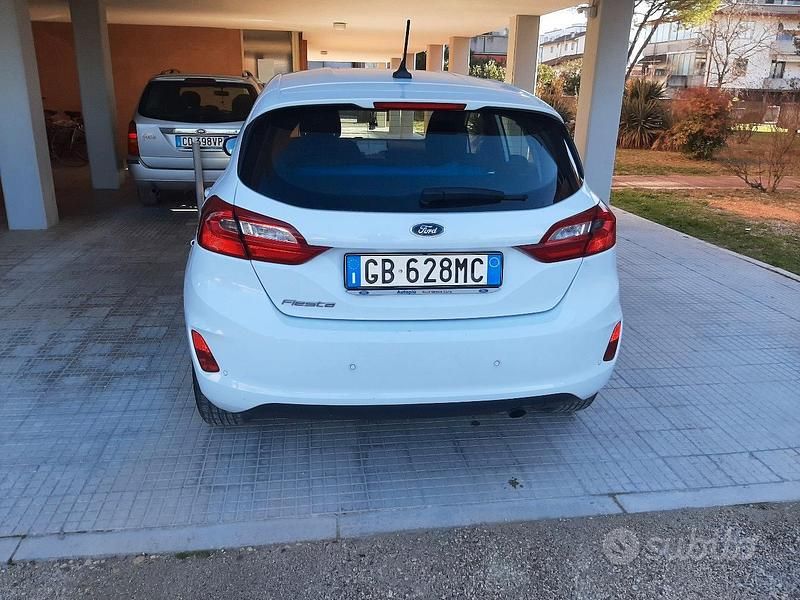 Usata Ford Fiesta S 75 CV (55 kW) 2020 Bianco Berlina