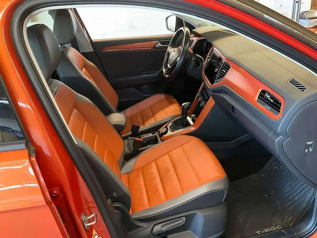 Usata VW T-Roc Style 150 CV (110 kW) 2019 Arancione SUV