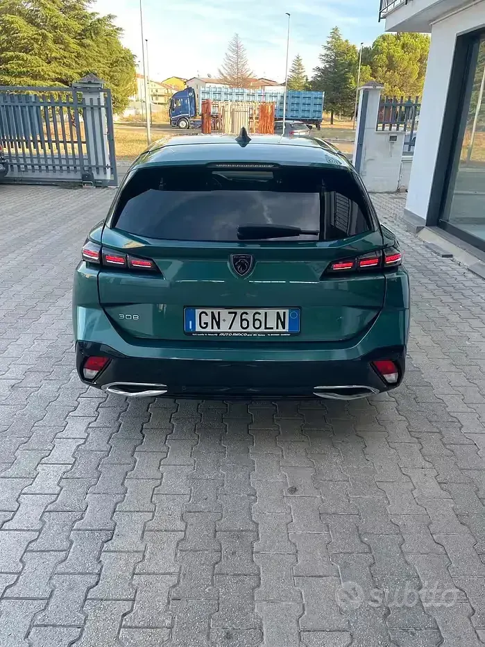 Usata Peugeot 308 Allure 131 CV (96 kW) 2023 Other Station wagon