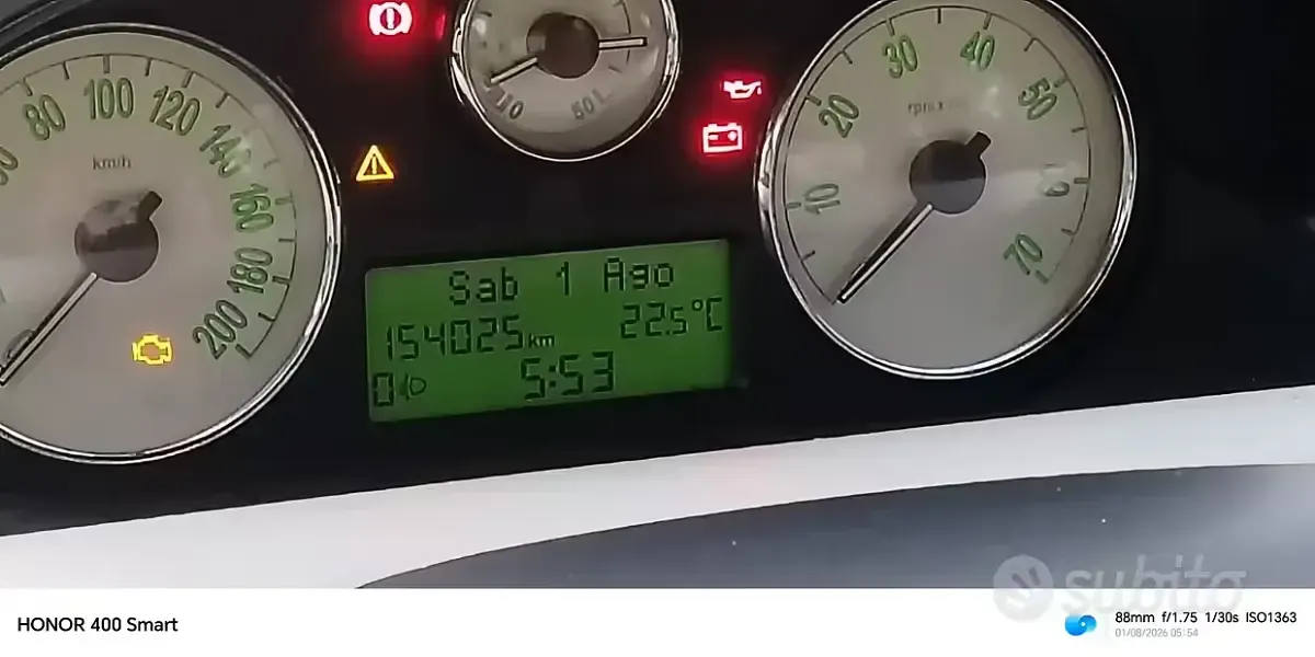 Usata Lancia Ypsilon 80 CV (58 kW) 2004 Nero Utilitaria