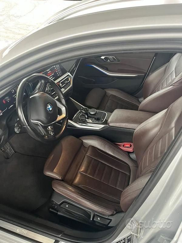 Usata BMW 320 Comfort Edition 190 CV (139 kW) 2021 Grigio Berlina