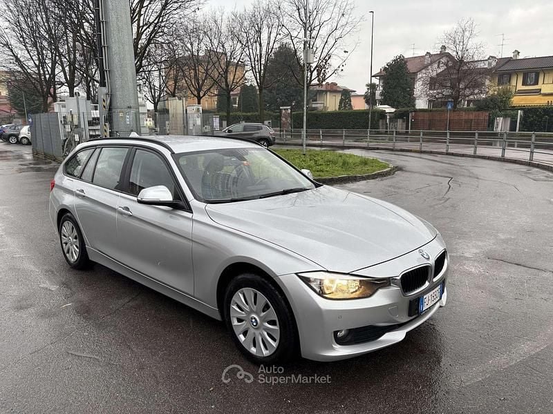 Usata BMW 318 143 CV (105 kW) 2014 Argento Station wagon
