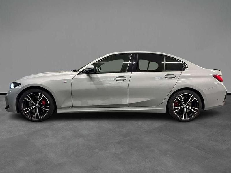 Usata BMW 320 M Sport 190 CV (139 kW) 2025 Brooklyn grey metallic Berlina