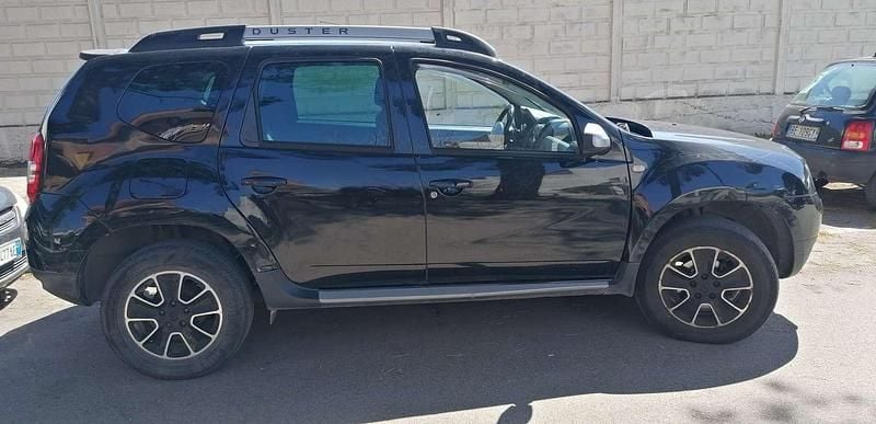 Usata Dacia Duster Black Shadow 109 CV (80 kW) 2016 SUV