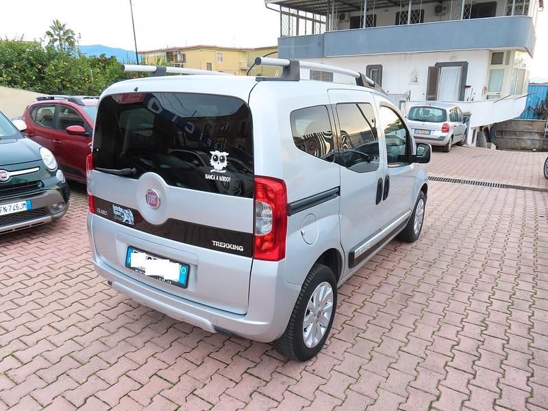 Usata Fiat Qubo Trekking 95 CV (69 kW) 2012 Grigio Monovolume