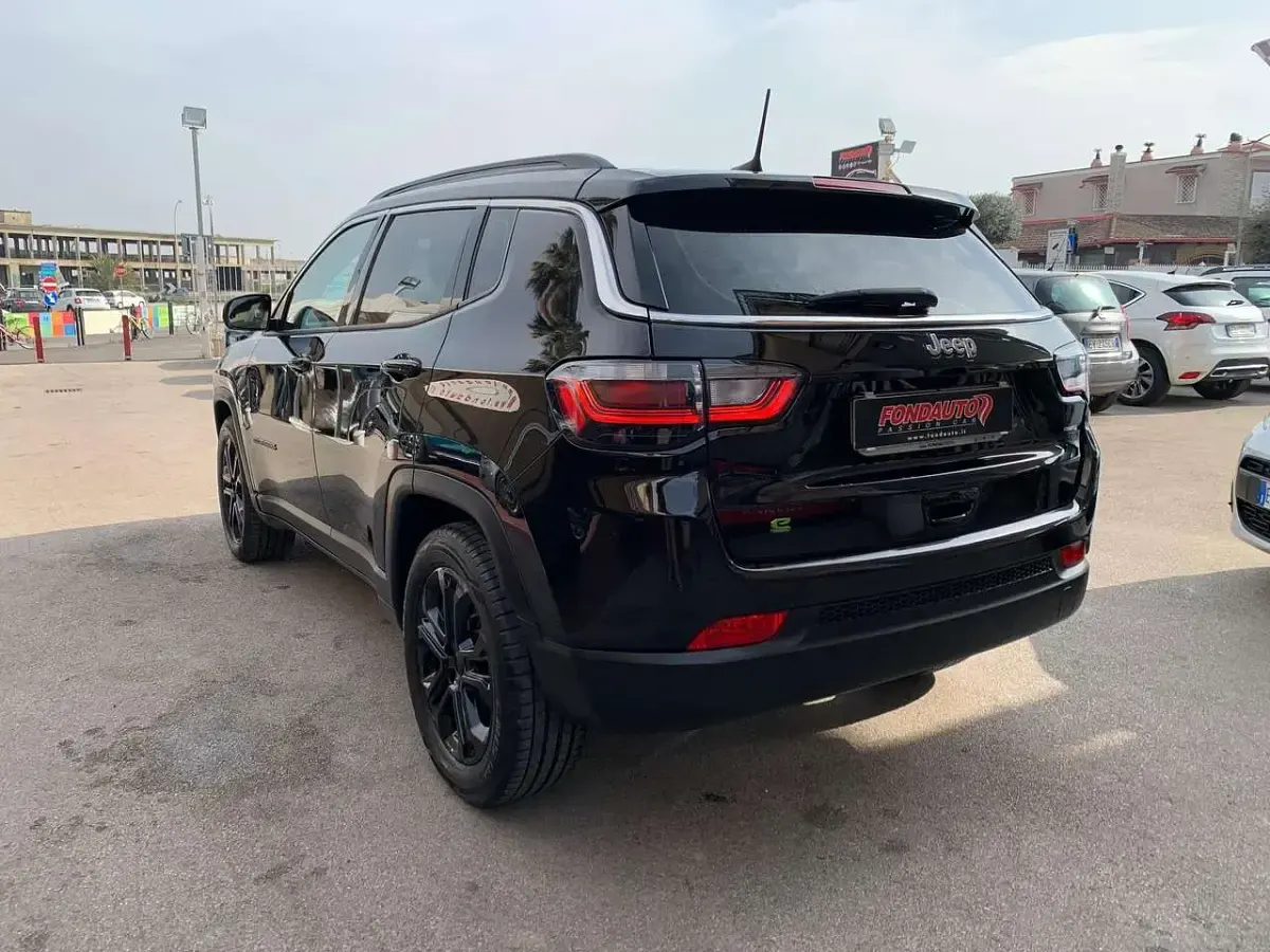 Gebraucht Jeep Compass 131 PS (96 kW) 2023 Schwarz SUV