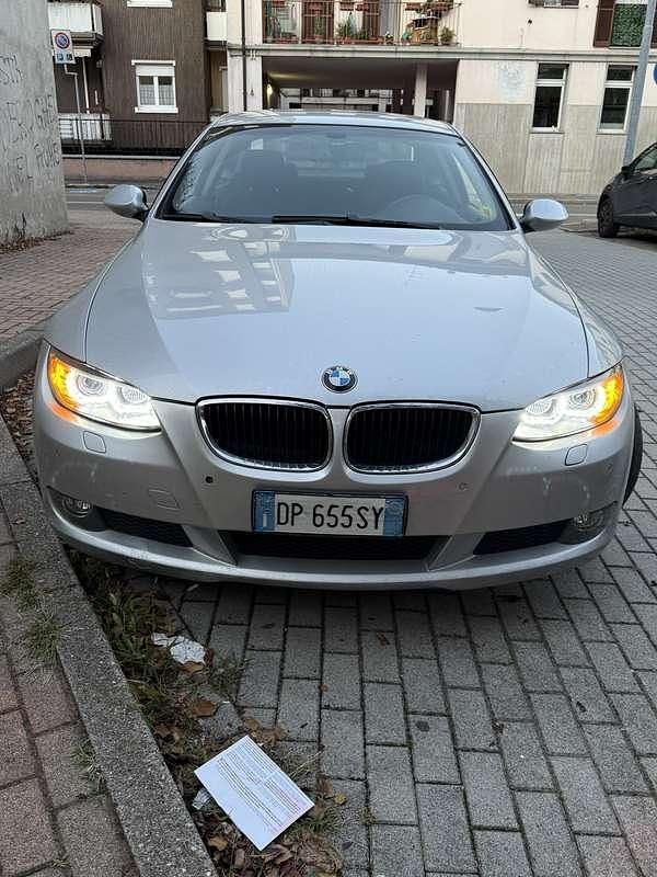 Usata BMW 320 170 CV (125 kW) 2008 Coupé