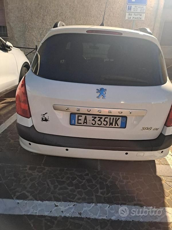 Usata Peugeot 308 110 CV (80 kW) 2010 Bianco Berlina