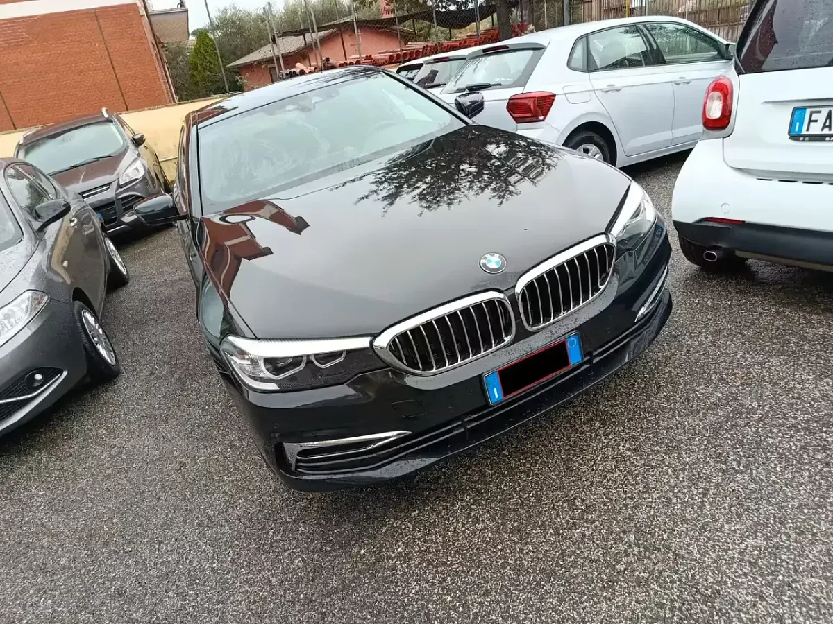 Usata BMW 520 Luxury Line 190 CV (139 kW) 2020 Nero Berlina