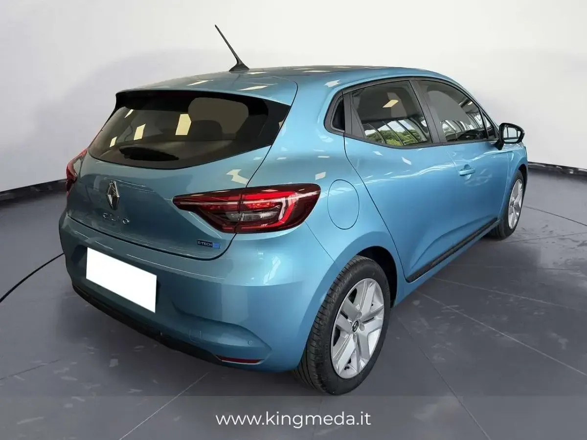 Usata Renault Clio V Zen 140 CV (102 kW) 2022 Blu/azzurro Berlina