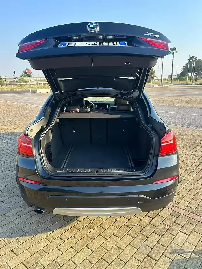 Usata BMW X4 190 CV (139 kW) 2016 Bluazzurro SUV