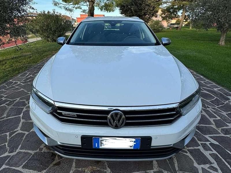 Bianco Usata 2018 VW Passat Alltrack Station wagon | 20.500 € (Buon prezzo) - Immagine 1/4