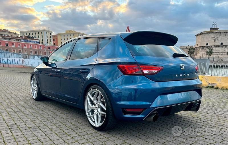 Usata Seat Leon FR 190 CV (139 kW) 2016 Berlina