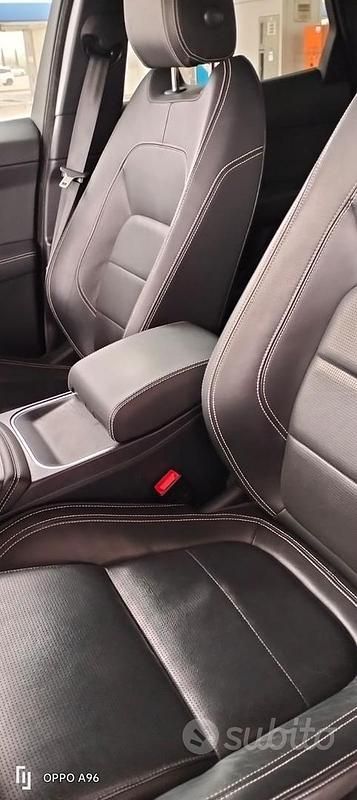 Usata Jaguar E-Pace 150 CV (110 kW) 2020 Nero SUV