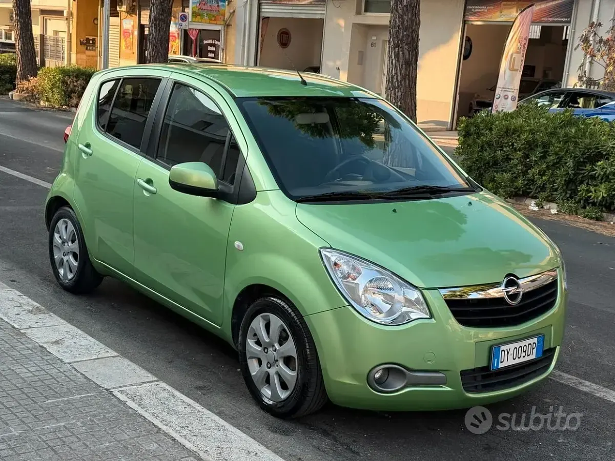 Usata Opel Agila Enjoy 86 CV (63 kW) 2009 Verde Utilitaria