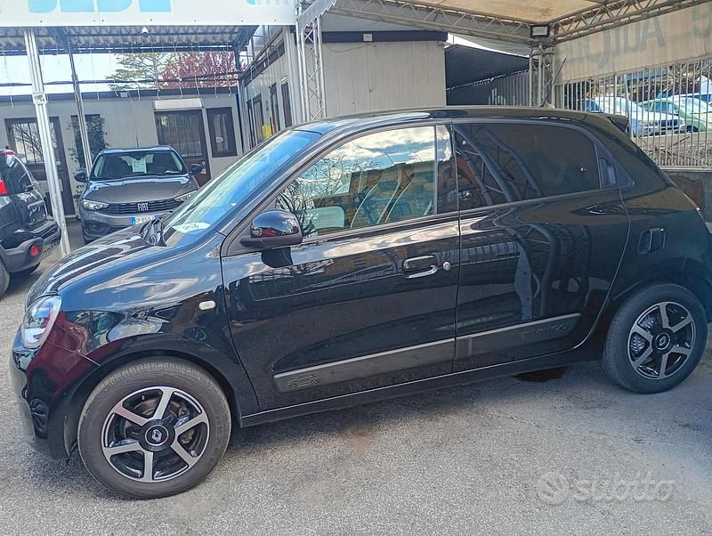 Usata Renault Twingo Intens 69 CV (50 kW) 2019 Nero Utilitaria