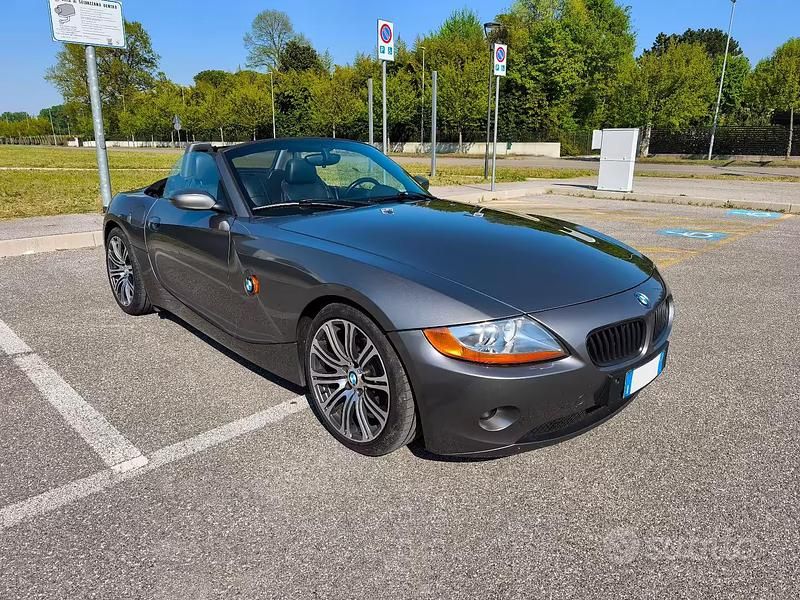 Usata BMW Z4 231 CV (169 kW) 2003 Grigio Cabrio