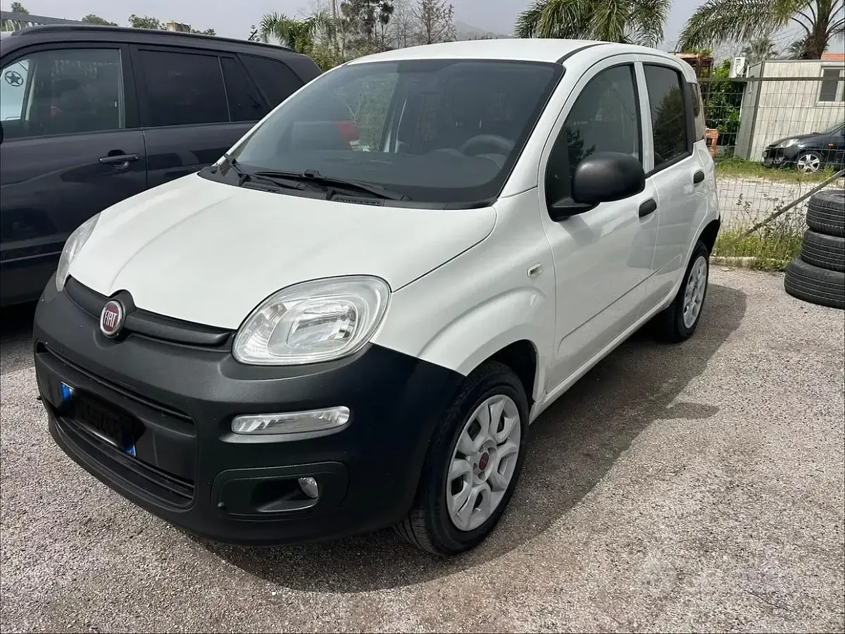 Usata Fiat Panda Lounge 80 CV (58 kW) 2017 Utilitaria