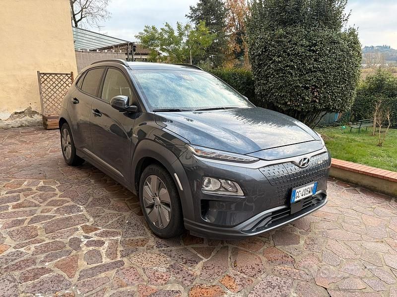 Usata Hyundai Kona 2020 Grigio SUV