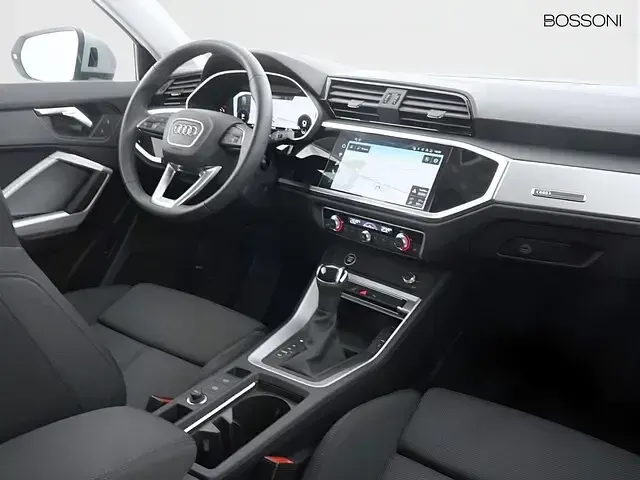 Usata Audi Q3 Advanced Plus 150 CV (110 kW) 2025 Argento floret metallizzato SUV