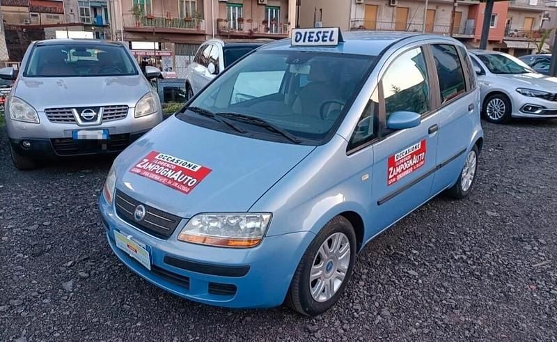 Usata Fiat Idea 70 CV (51 kW) 2006 Blu Monovolume