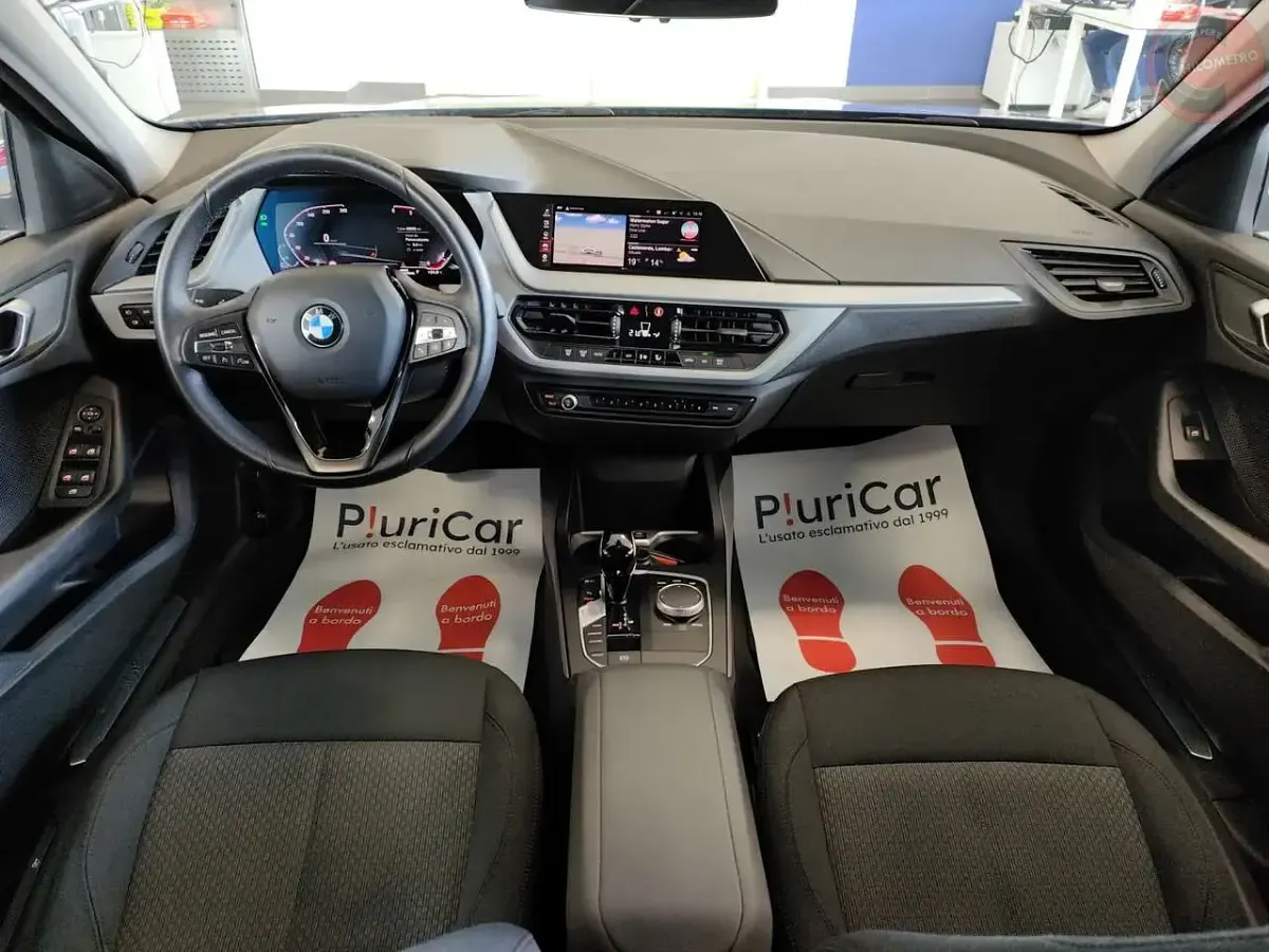 Usata BMW 116 116 CV (85 kW) 2023 Blu/azzurro Utilitaria