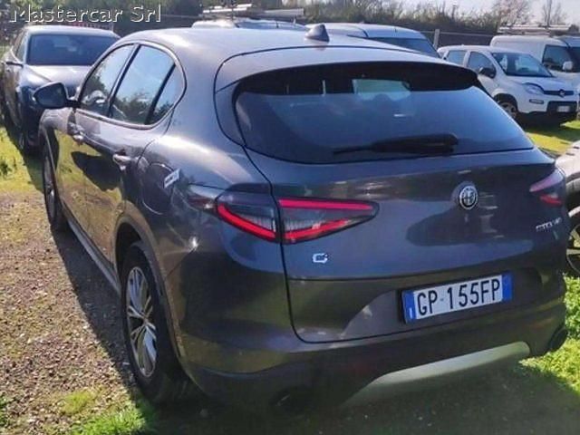 Usata Alfa Romeo Stelvio Super 209 CV (153 kW) 2023 Grigio SUV