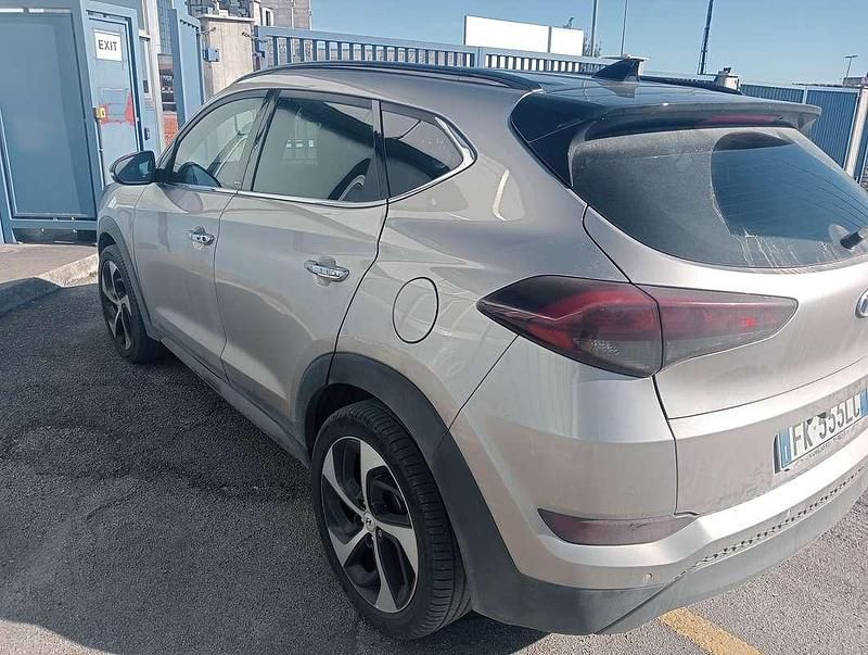 Usata Hyundai Tucson Xpossible 116 CV (85 kW) 2017 Bronzo SUV