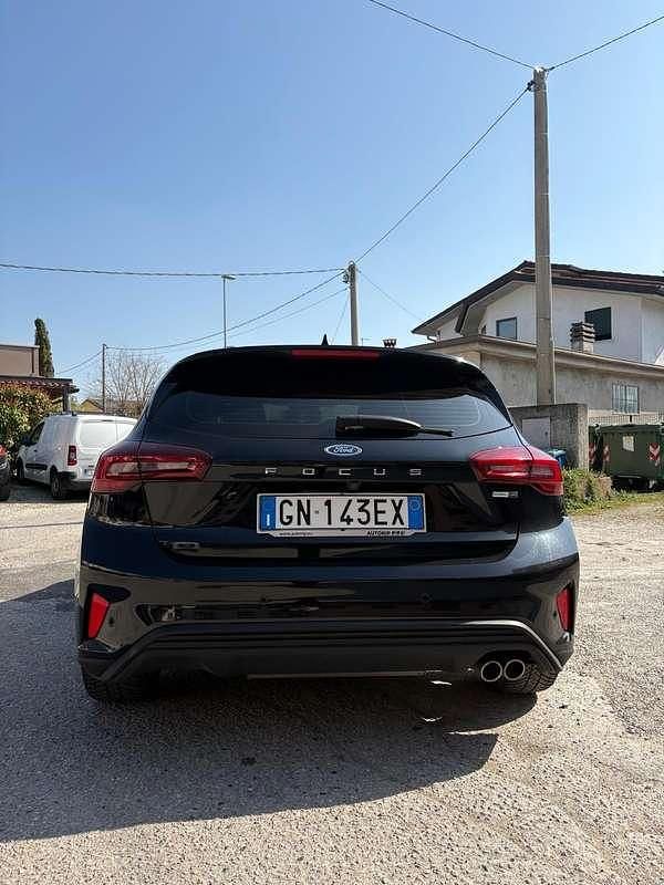 Usata Ford Focus ST-Line 125 CV (91 kW) 2023 Nero Berlina