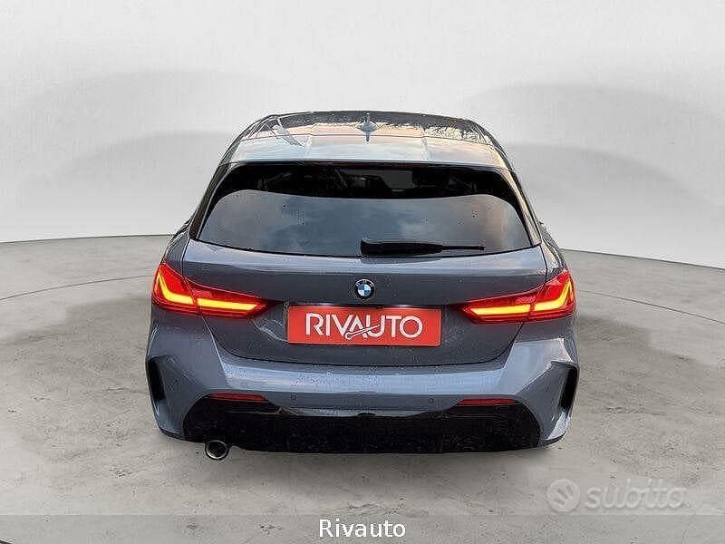 Usata BMW 116 M Sport 116 CV (85 kW) 2021 Grigio Utilitaria