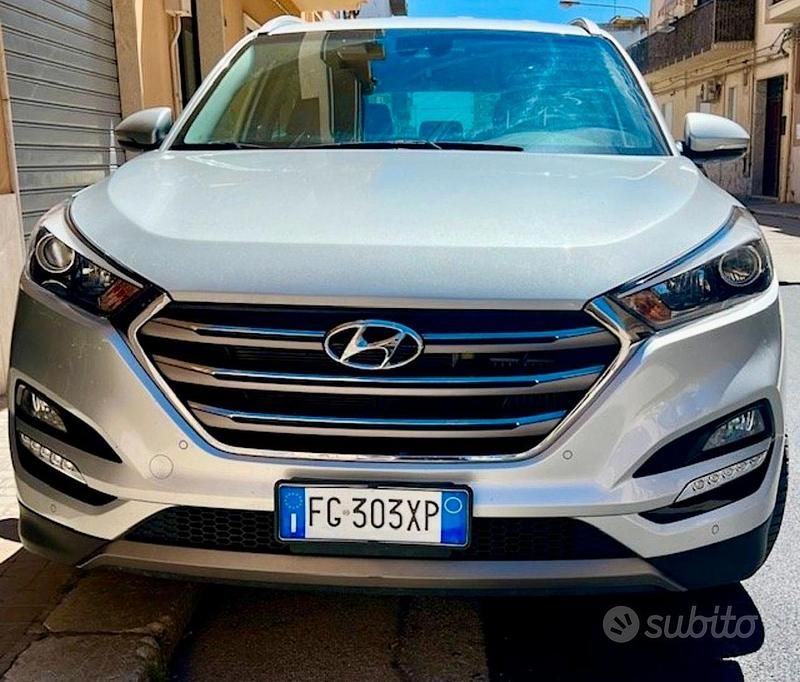 Usata Hyundai Tucson Xpossible 115 CV (84 kW) 2017 Grigio SUV