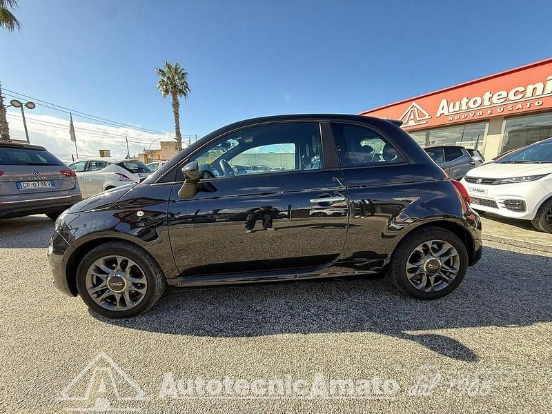 Usata Fiat 500 Dolcevita 70 CV (51 kW) 2021 Nero Utilitaria