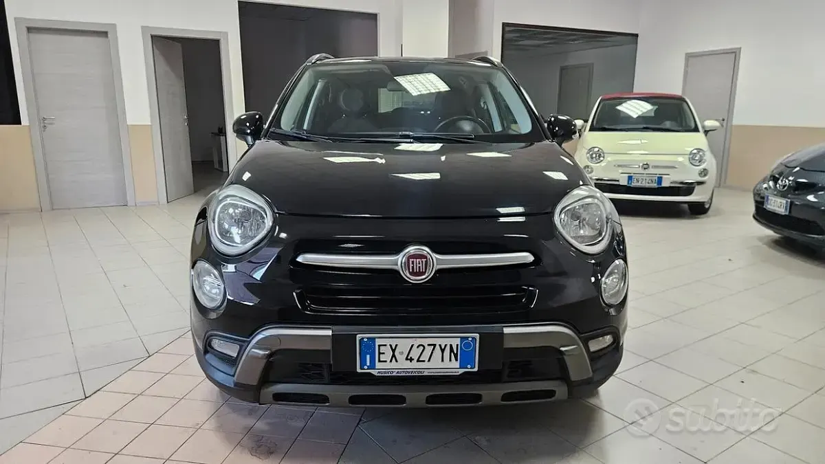 Usado Fiat 500X Cross Plus 120 CV (88 kW) 2015 Negro SUV