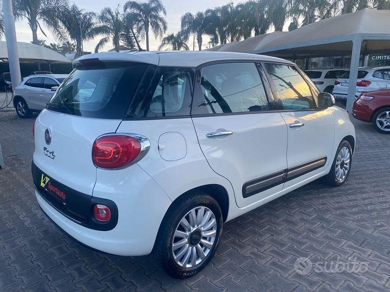 Usata Fiat 500L Lounge 85 CV (62 kW) 2015 Bianco Monovolume