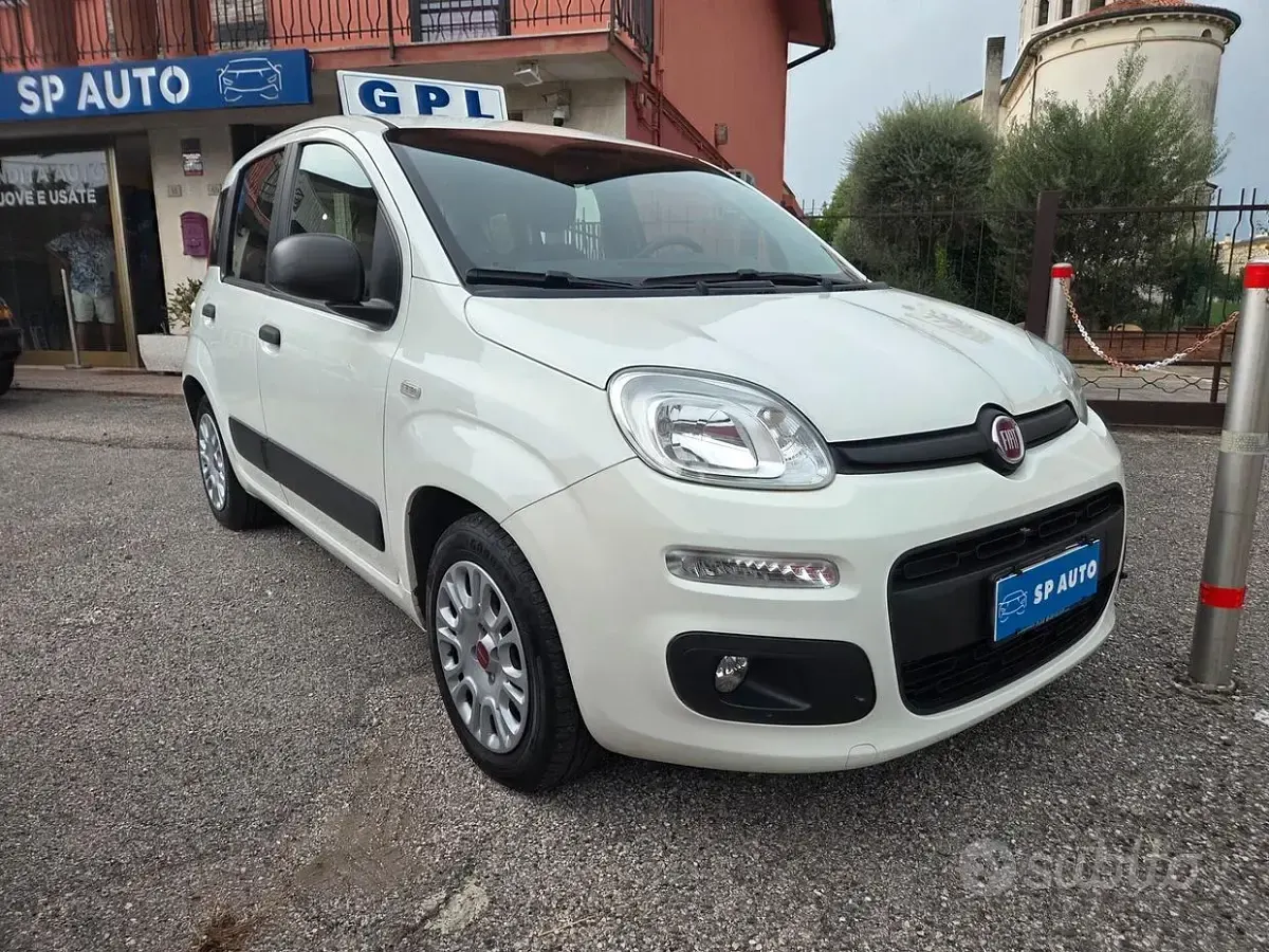 Usata Fiat Panda 69 CV (50 kW) 2017 Bianco Utilitaria