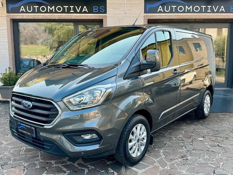 Usata Ford Transit Custom Titanium 131 CV (96 kW) 2018 Grigio Berlina