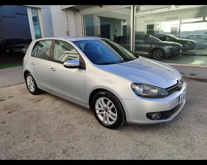 Usata VW Golf VI Comfortline 110 CV (80 kW) 2009 Argento Utilitaria