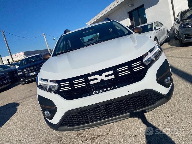 Nuova Dacia Sandero Extreme 101 CV (74 kW) 2025 Bianco Utilitaria