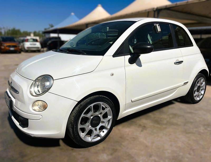Usata Fiat 500 75 CV (55 kW) 2011 Beige Berlina