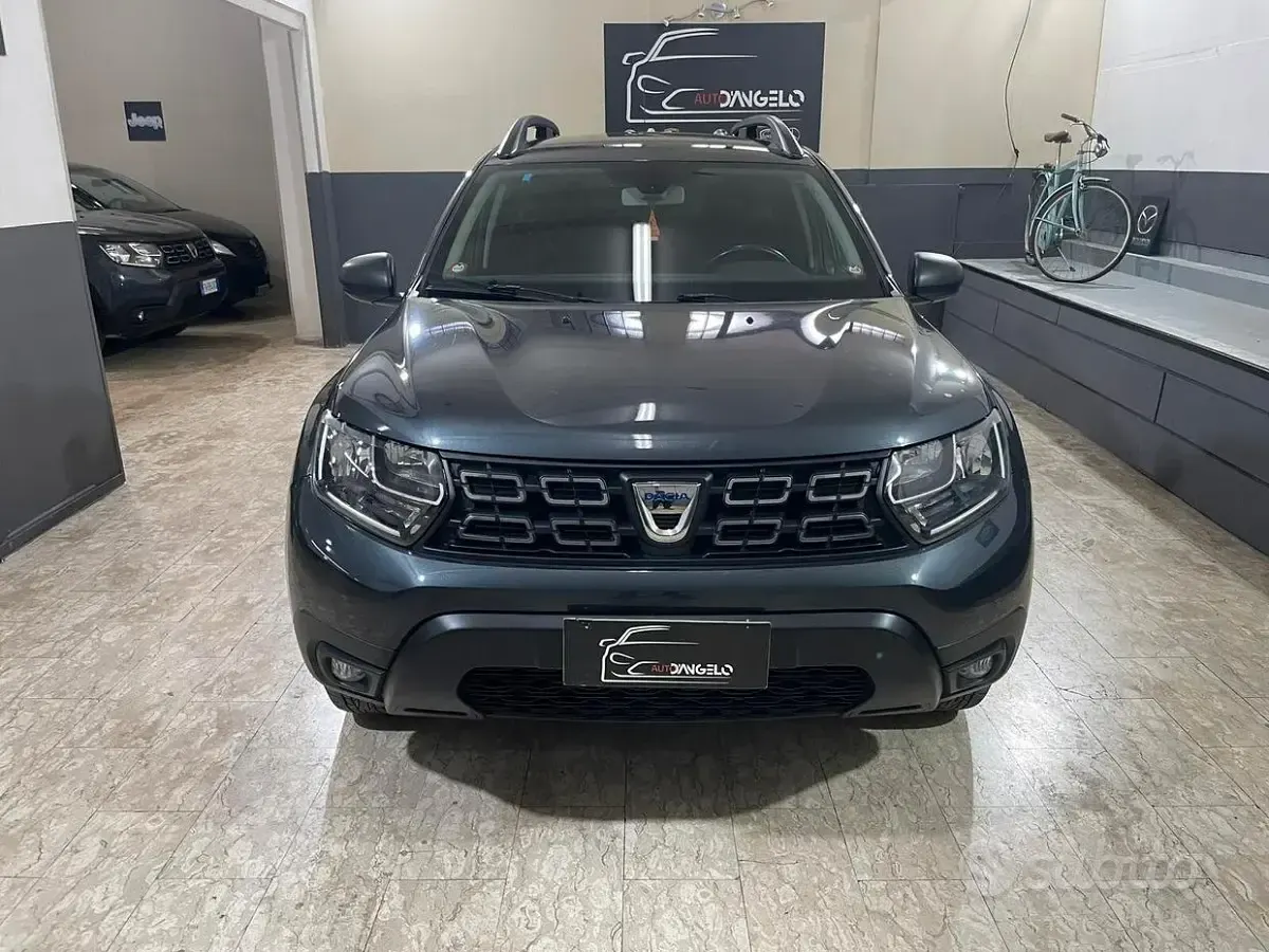 Usata Dacia Duster Prestige 116 CV (85 kW) 2019 Grigio SUV