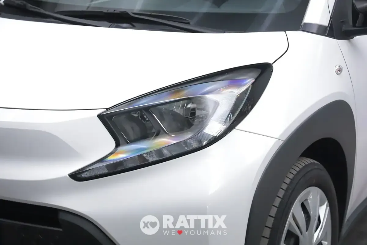 Usata Toyota Aygo X Active 72 CV (52 kW) 2024 Bianco SUV