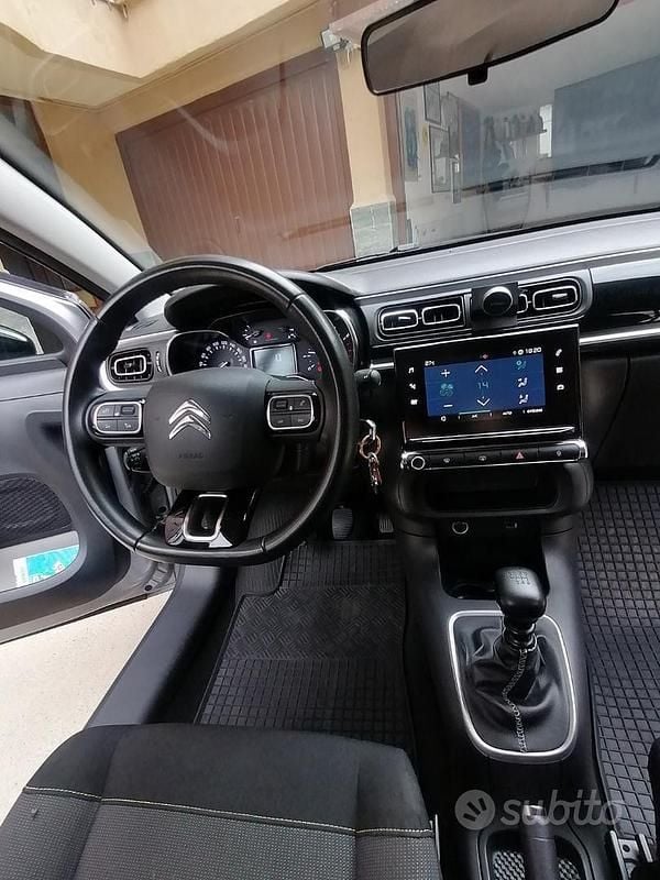 Usata Citroën C3 110 CV (80 kW) 2019 Grigio Berlina