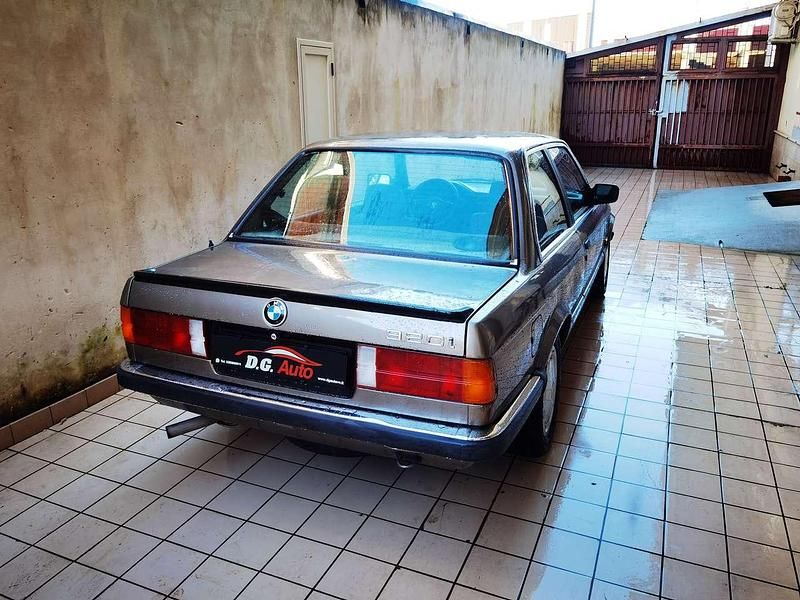 Usata BMW 320 125 CV (91 kW) 1983 Bronzo