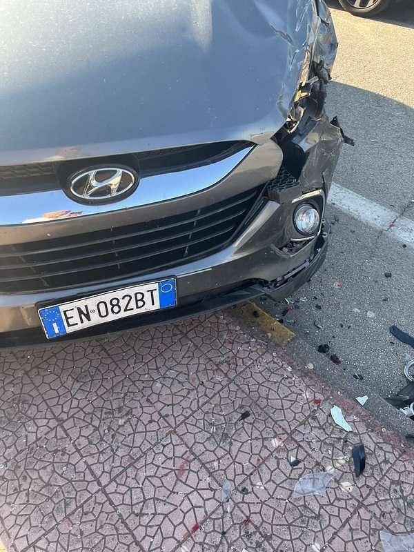 Usata 2012 Hyundai ix35 Comfort SUV | 4500 € (Super prezzo) - Immagine 1/1