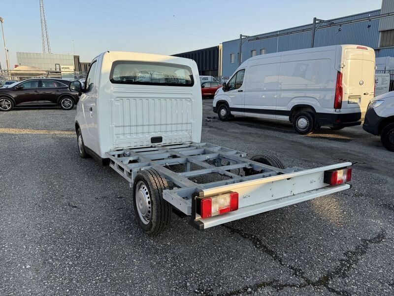 Nuova Maxus eDeliver 3 50 kW (68 CV) 2025 Bianco Furgone