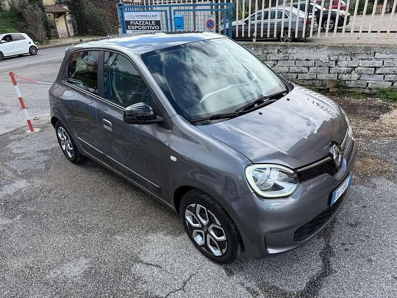 Usata Renault Twingo Intens 65 CV (47 kW) 2024 Grigio Utilitaria