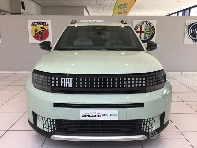 Nuova Fiat Grande Panda La Prima 101 CV (74 kW) 2026 Blu Utilitaria