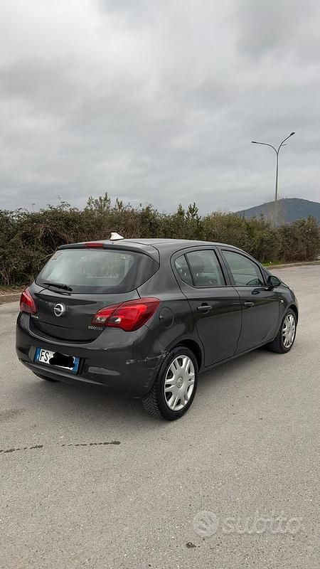 Usata Opel Corsa 90 CV (66 kW) 2018 Utilitaria