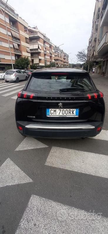 Nero Usata 2021 Peugeot 2008 SUV | 12.000 € (Super prezzo) - Immagine 1/4